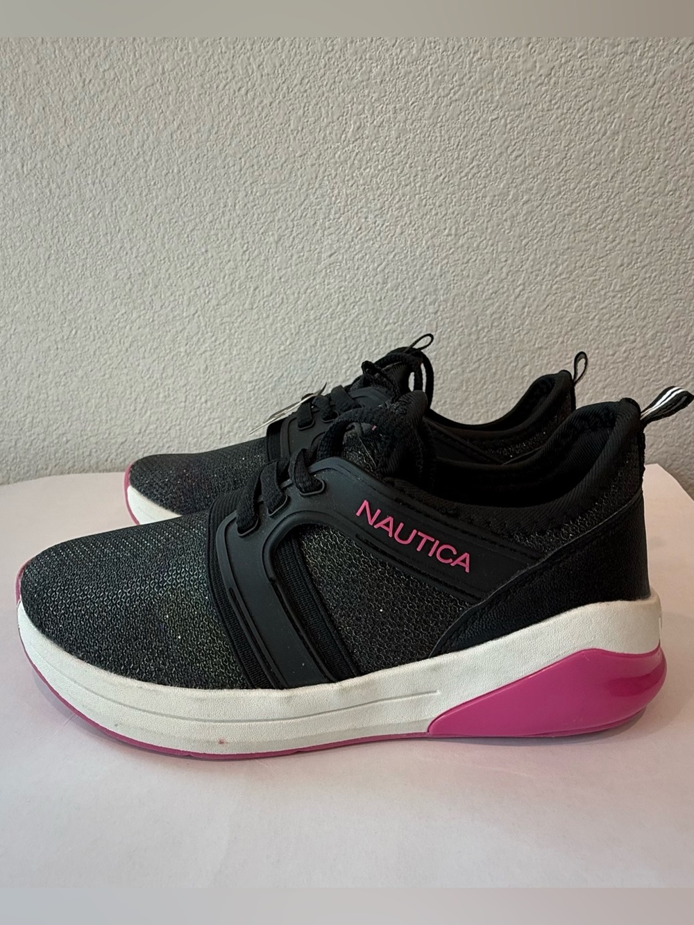 Nautica Black/Pink Sneaker
